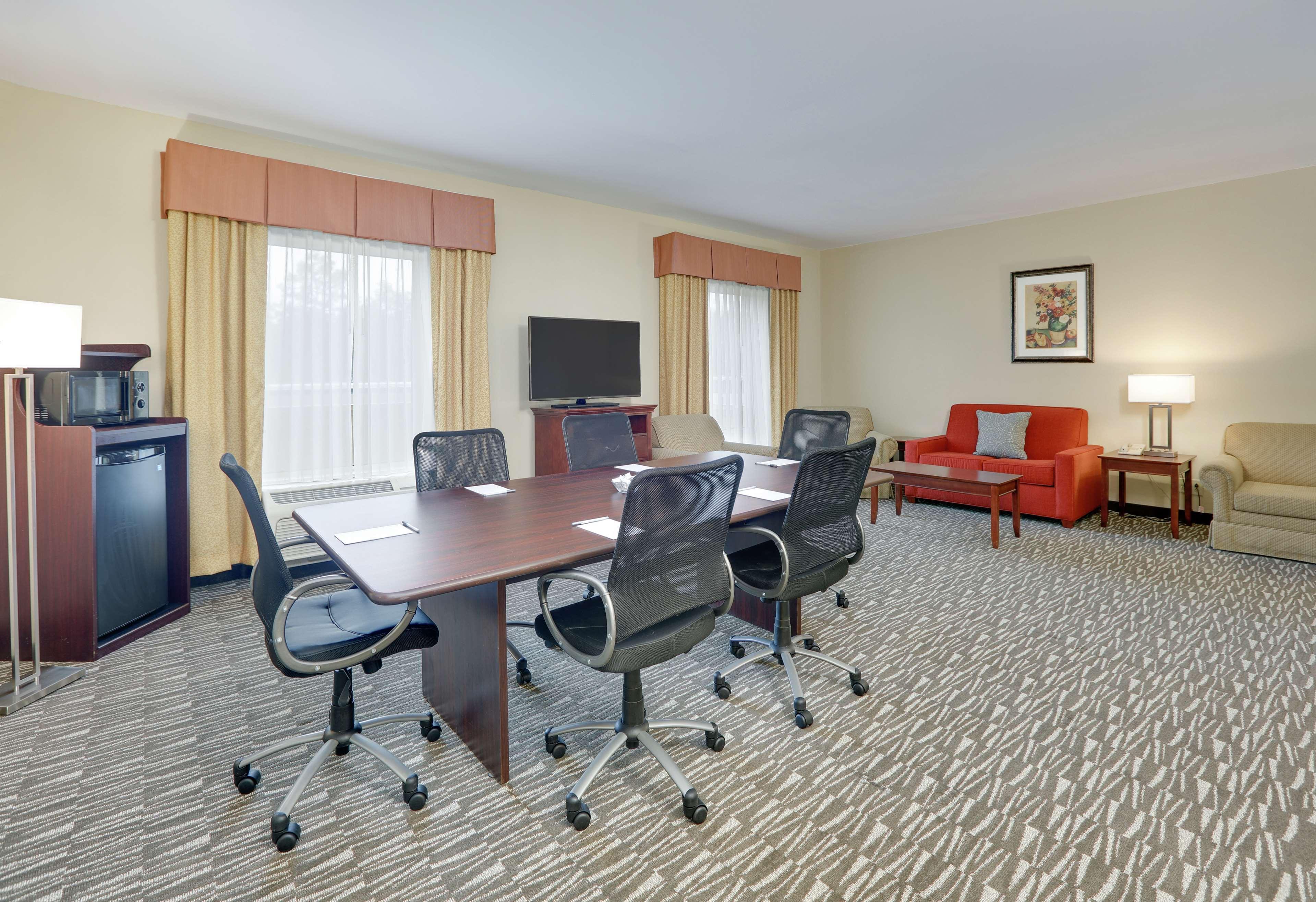 Hampton Inn & Suites Southern Pines-Pinehurst Aberdeen Εξωτερικό φωτογραφία